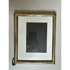 Philip Whitney RIbbed Gold Tone Metal PICTURE FRAME  Ornate Corners 8x10 Photo